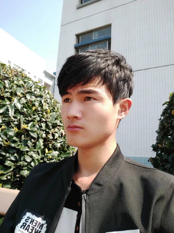 阳光男孩的第四张照片--苏州认干亲服务网