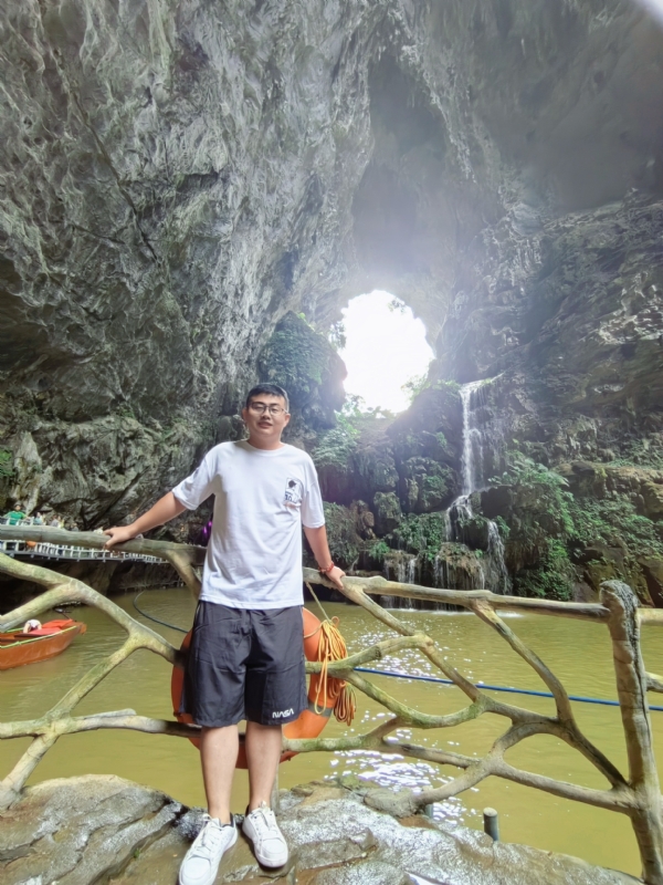 慎独的第二张照片--苏州认干亲服务网